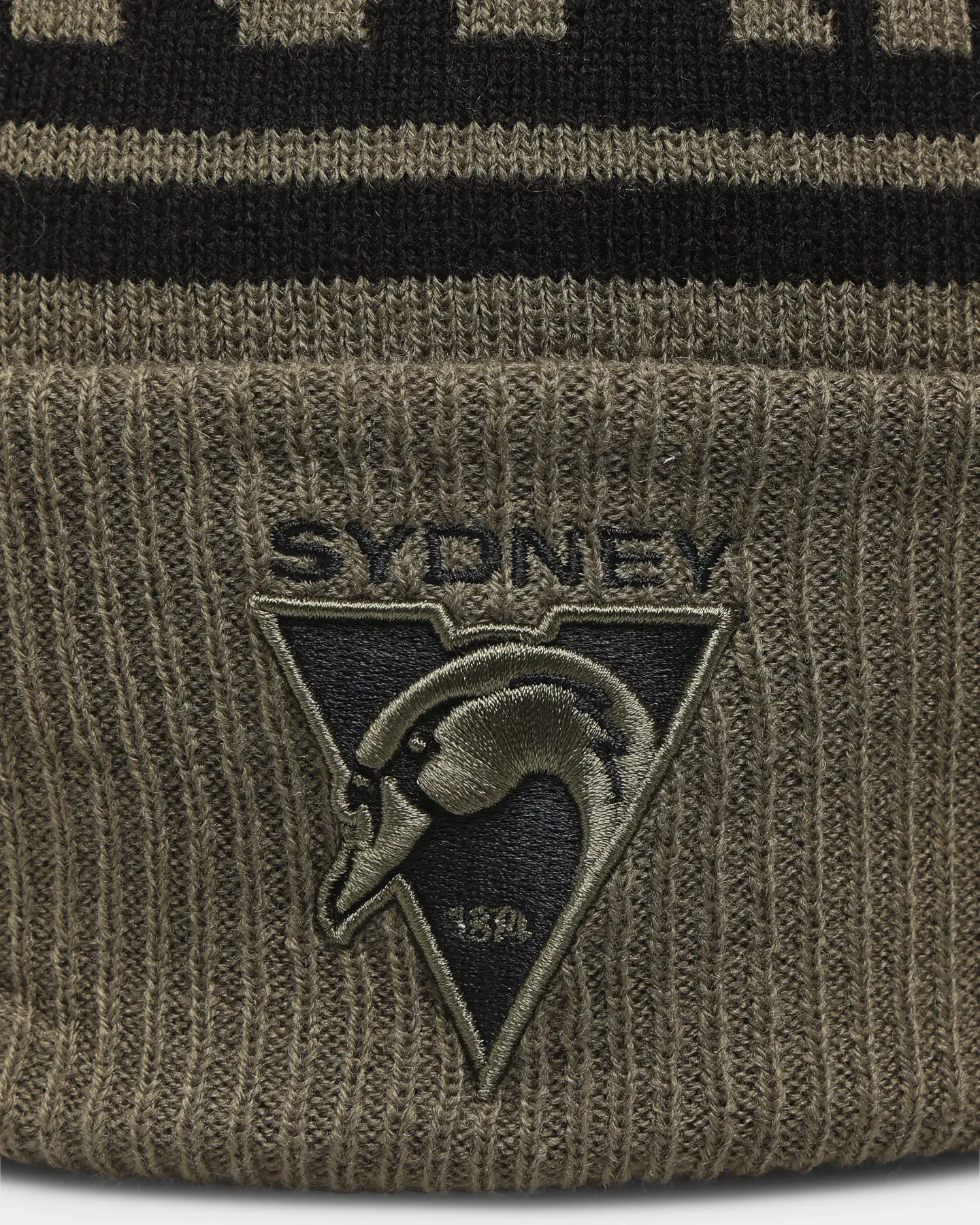 New Era Sydney Swans 'AFL '22 Olive' Pom Knit Beanie Green