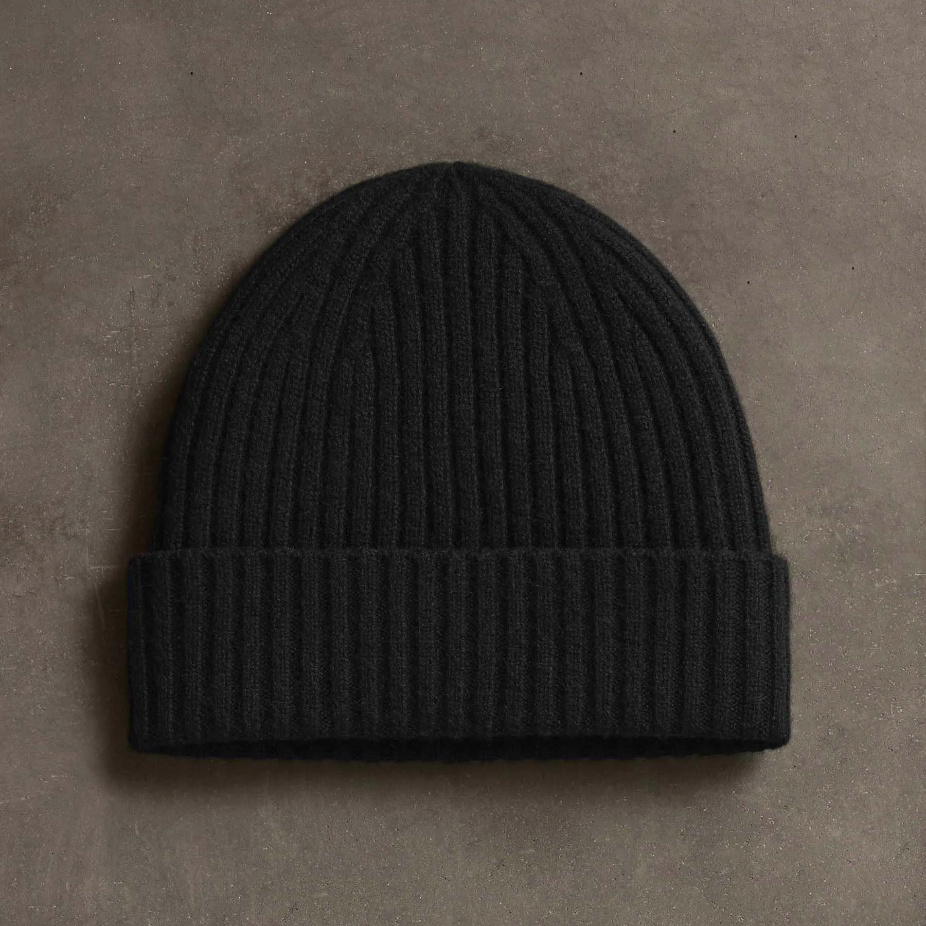 Recycled Cashmere Ribbed Beanie - Black