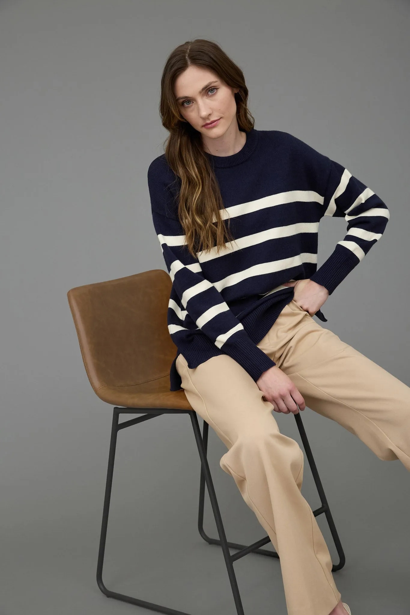 STRIPE OVERSIZED CREW SIDE SPLIT KNIT SWEATER