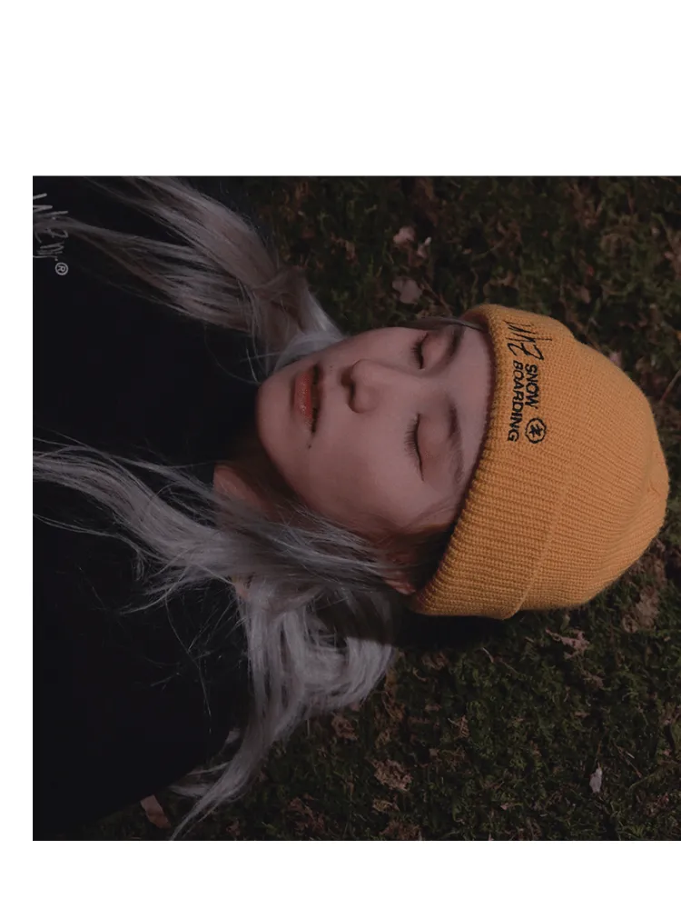 Uhznus Bright Knit Beanie